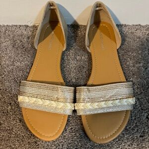 Andiamo Gold & Tan Slip on Flat Braided Sandals for Women Size 9